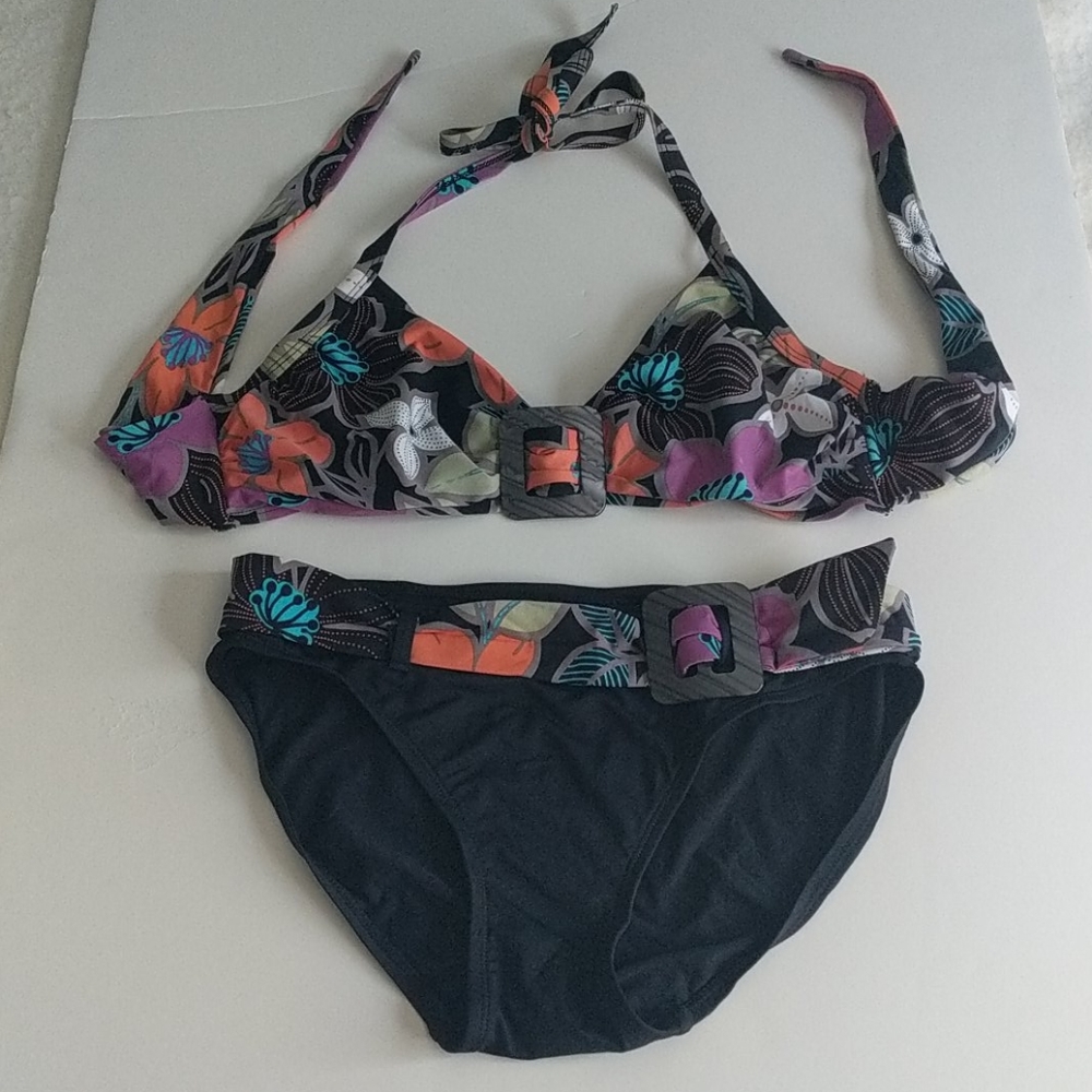 Coco Reef floral bikini set